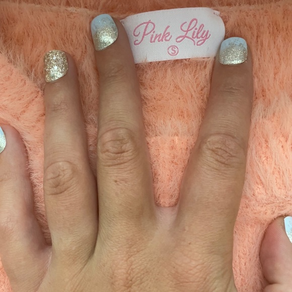 Pink Lily Ombré sweater - Picture 3 of 3